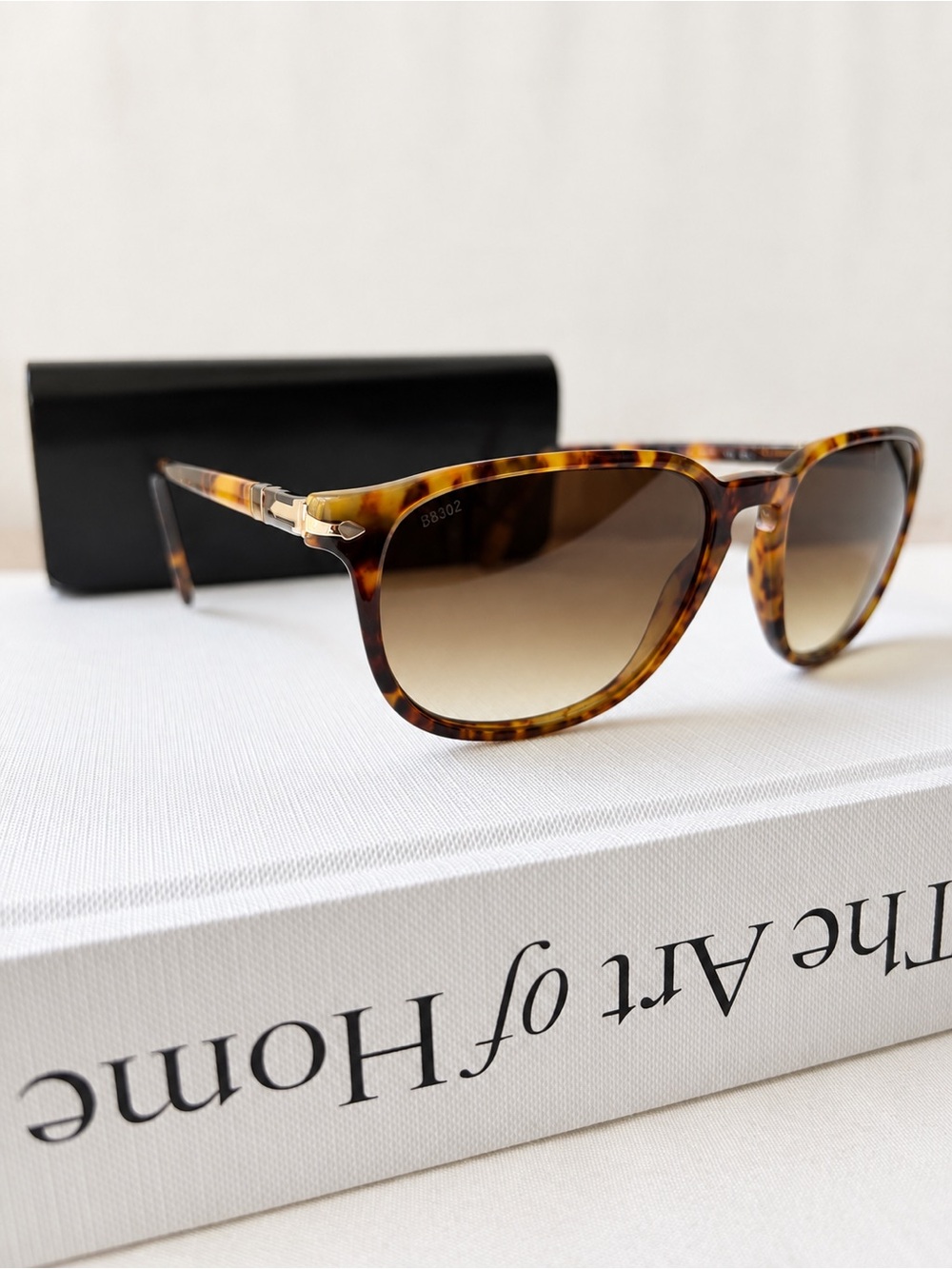 Persol PO3019S 108/51 Caffè Tortoise Sunglasses Brown Gradient 55mm w/ Case